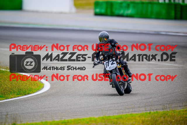 MaZZes_FotoMatrix_240614_6007705_8150 | GELB