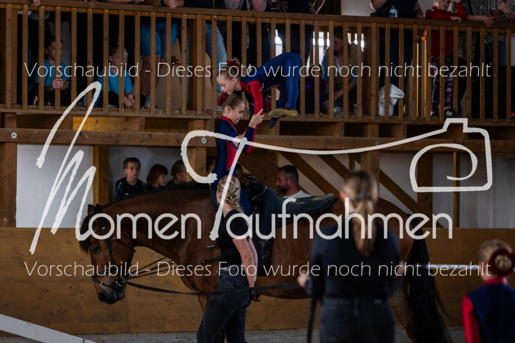 SS-Maxi-134 | MomenTaufnahmen Pferdesportfotos