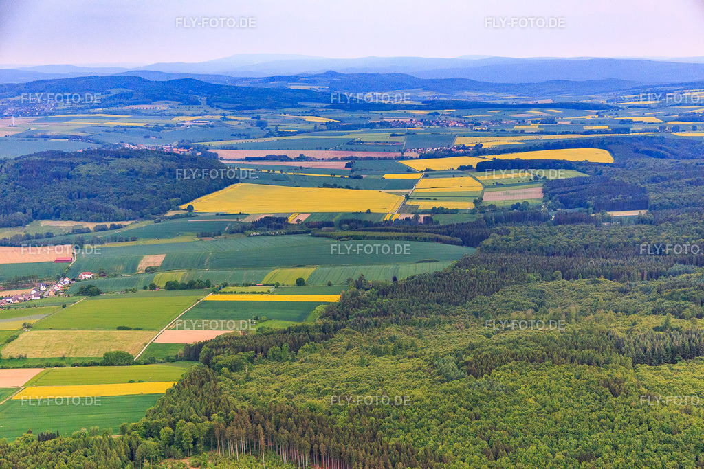 Fürstenhagener Weg | Luftbild: Fürstenhagener Weg im Ortsteil Eberhausen in Adelebsen im Bundesland Niedersachsen in Deutschland. Foto: IMG_079526.jpg vom 24.05.2015 durch Werner Riehm/FLY-FOTO.de - Realisiert mit Pictrs.com