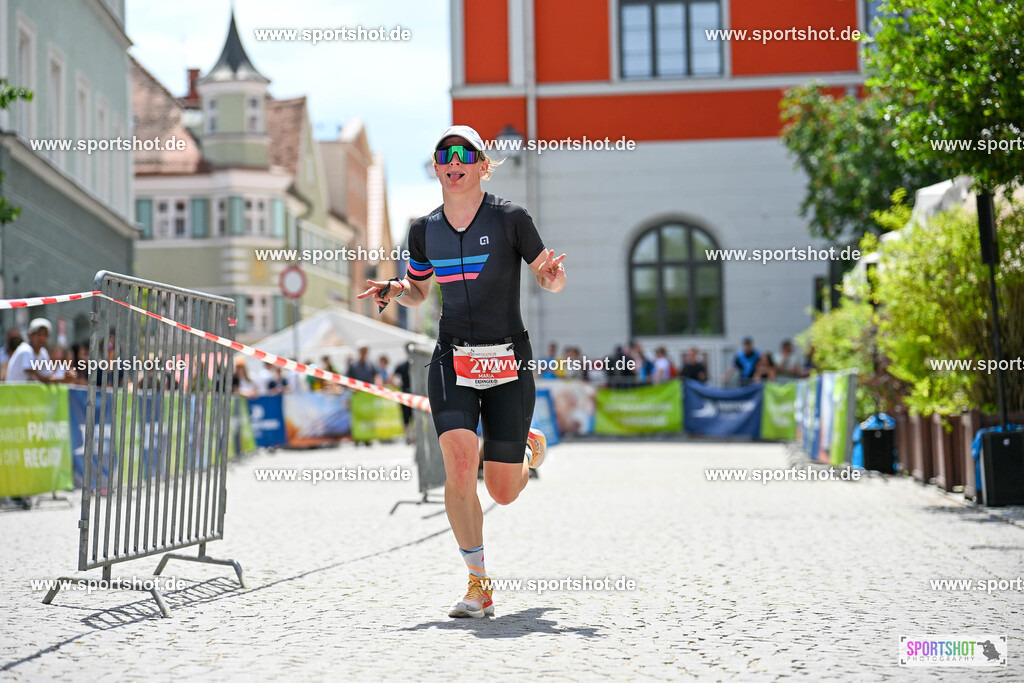 SZI_7053 | Stadttriathlon Erding 2025. #yourpictrs #sportshot_your_pictrs @Sportshotphotography #stadttriathlonerding Copyright: www.sportshot.de