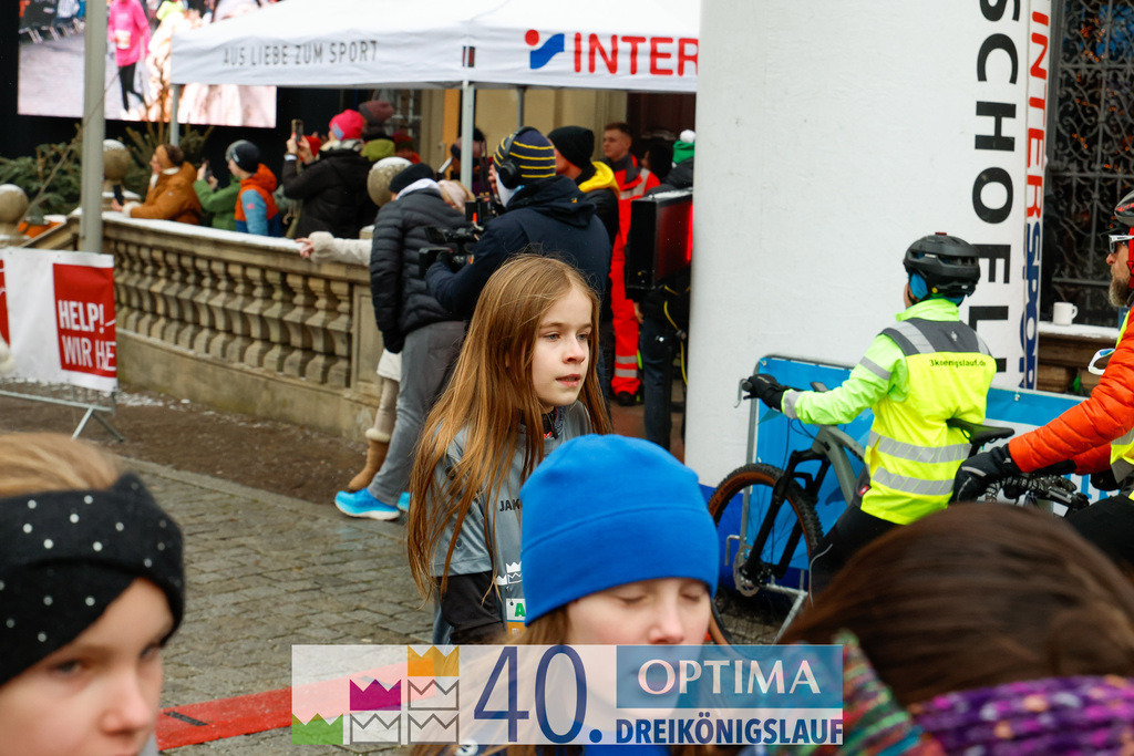 AOK JuniorCup 400m | 3koenigslauf 2026 - Realisiert mit Pictrs.com