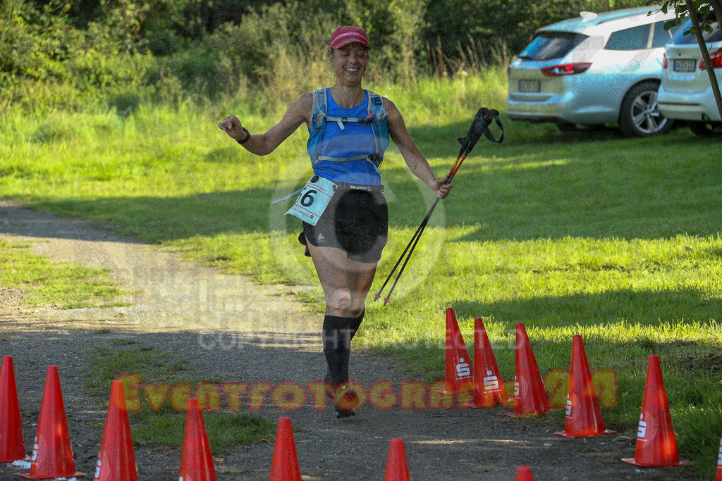 230826_1756_EX1_1770 | Sportfotografie im Rhein-Sieg Kreis, Köln, Bonn, NRW, Rheinland Pfalz, Hessen, etc. Unser Tätigkeitsfeld umfasst den Laufsport vom Volkslauf über den Marathon, Duathlon, Triathon bis zum Ultralauf wie Kölnpfad Ultra oder Schindertrail.