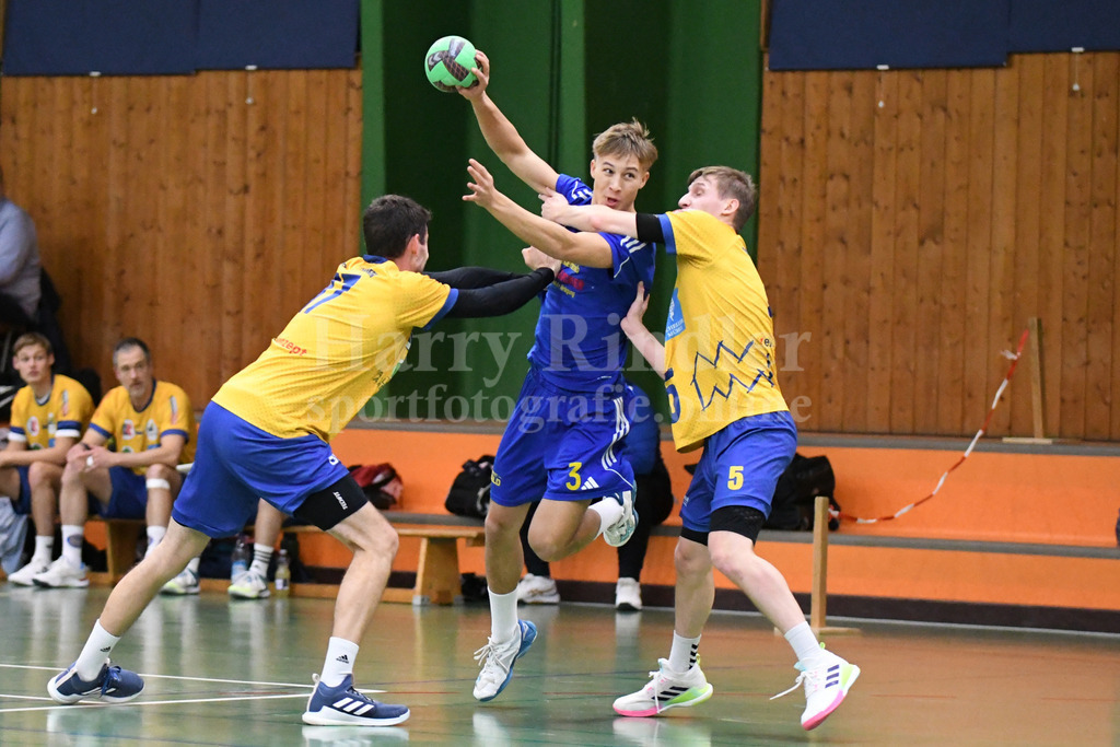 SSG Metten : MTV Pfaffenhofen | Leonard Reiszky (SSG Metten #3) - Realisiert mit Pictrs.com