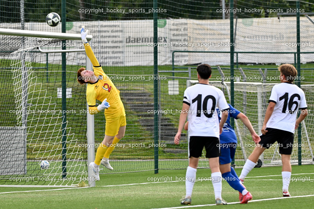SV Spittal vs. UNION Matrei | #1 Fabian Lückl SV Spittal, #10 Denin Matoruga SV Spittal, #16 Christoph Tischner SV Spittal,  SV Spittal vs. UNION Matrei, SV Spittal vs. UNION Matrei am 17.08.2025 in Spittal an der Drau (Goldeck Stadion), Austria, (Photo by Bernd Stefan)