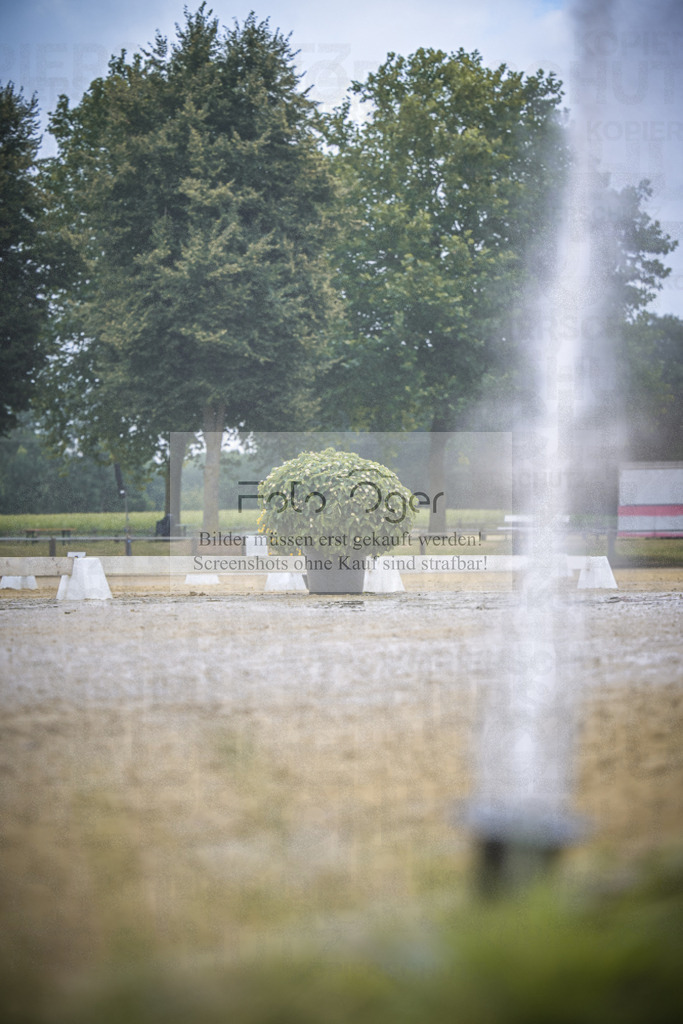 DOS_7897 | Entdecke hochwertige Reitturnierfotos von Foto Oger. Professionell, emotional und authentisch – jetzt Lieblingsmomente im Shop bestellen.Deutschlandweite Turnierfotografie. - Realisiert mit Pictrs.com