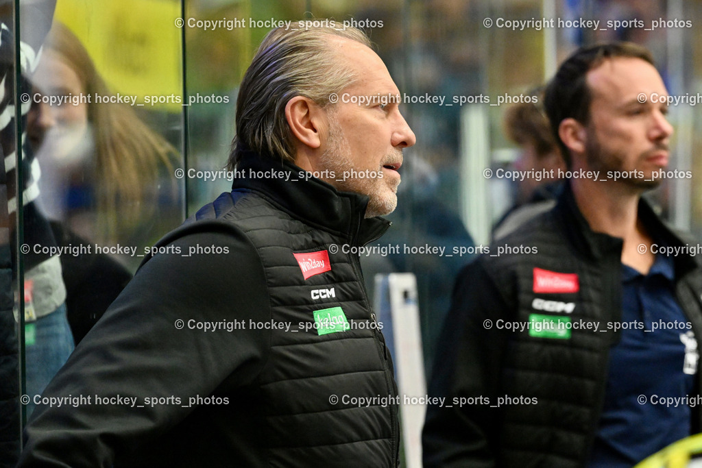 EC IDM Wärmepumpen VSV vs. Pioneers Vorarlberg | Tray Tuomie Headcoach EC VSV, Marco Pewal Assistant Coach EC VSV, EC IDM Wärmepumpen VSV vs. Pioneers Vorarlberg, EC IDM WÄRMEPUMPEN VSV vs. Pioneers Vorarlberg am 03.10.2025 in Villach (Stadthalle Villach), Austria, (Photo by Bernd Stefan)