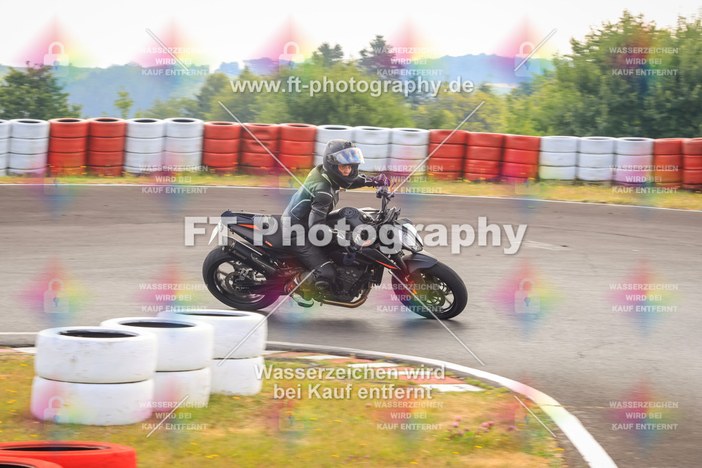 _DSK2310 | Hier findet Ihr Bilder von Touristenfahrten auf der Nürburgring Nordschleife oder von anderen Veranstaltungen die ich besucht habe. Viel Spass beim Durch Schauen 