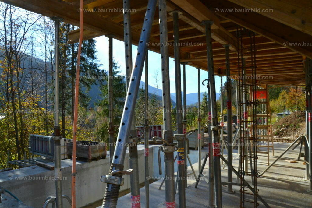 bib-lg04-betonarbeiten-0615 | Nach LV-Leistungsgruppen sortierte Detailfotos über den Bau eines Hauses. Alle Hausbau-Bilder direkt vom Urheber und Autor der Website Haus-Selber-Bauen.com