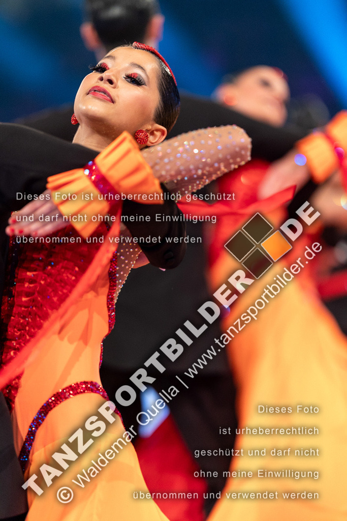 20231111-11917 | Hier finden Sie Tanz Bilder vom Latein und Standard Formationen tanzen. Sportbilder vom Tanzsport. Schöne Fotos und von Weltmeisterschaft, Europameisterschaft, Bundesliga, Regionalliga, Oberliga und Landesliga sowie von GOC Stuttgart, DanceComp, WM Bremen