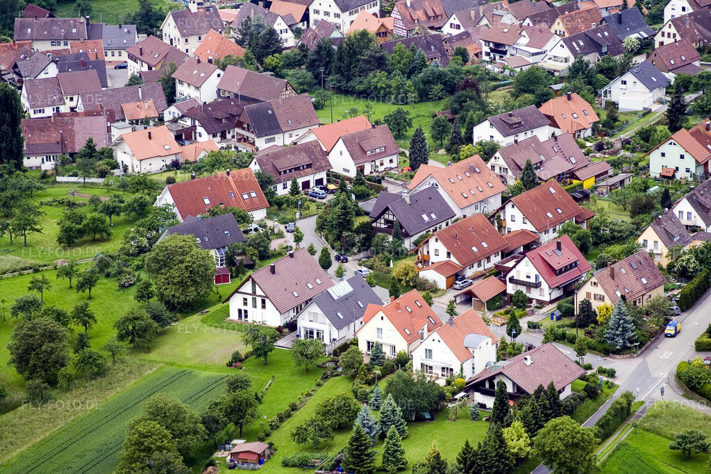 Luftbild: Sonnenstr im Ortsteil Obernhausen in Birkenfeld im Bundesland Baden-Württemberg in Deutschland. Foto: IMG_2528.jpg vom 05.06.2006 durch Werner Riehm/FLY-FOTO.de