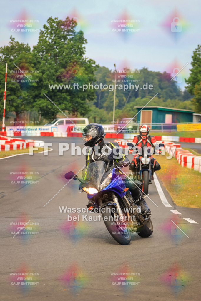 _DSK2167 | Hier findet Ihr Bilder von Touristenfahrten auf der Nürburgring Nordschleife oder von anderen Veranstaltungen die ich besucht habe. Viel Spass beim Durch Schauen 
