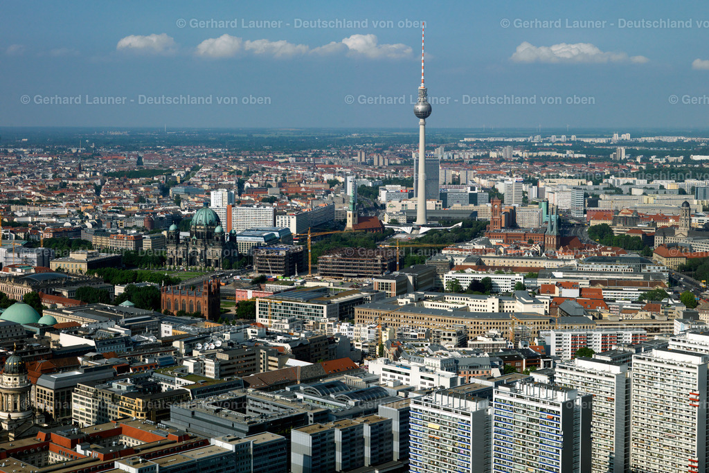 2790019 | Berlin-Mitte und Fernsehturm am Alexanderplatz