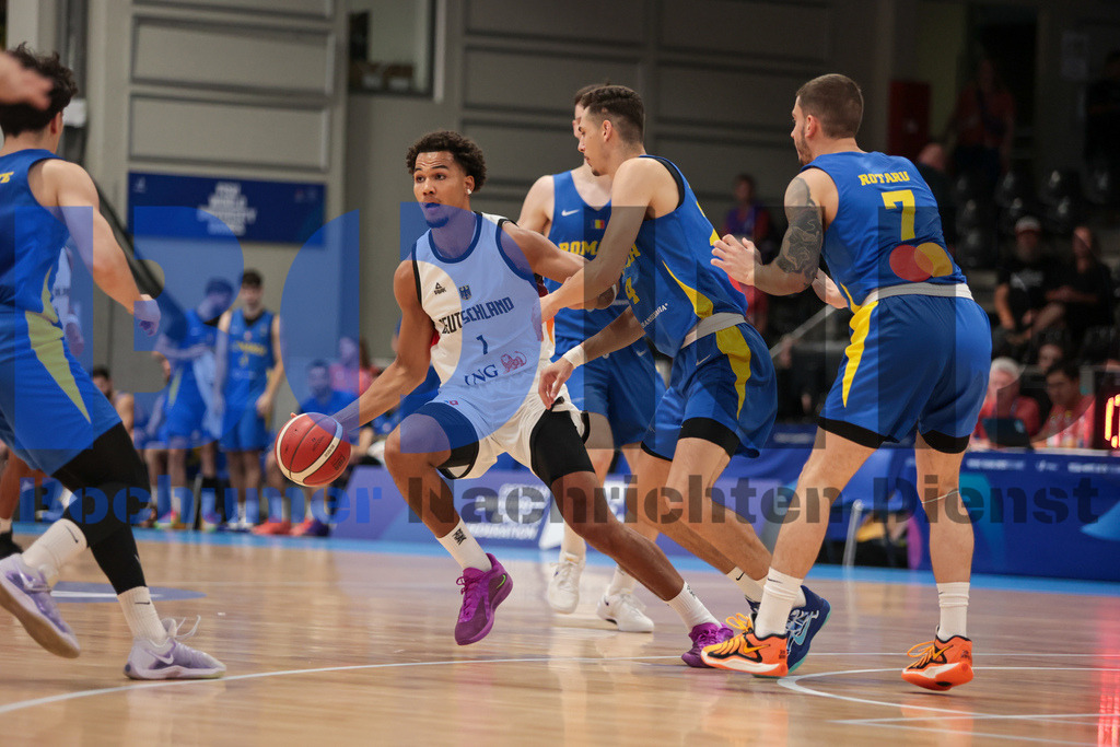 SES_RRGBAS20250723-103 | bond - Realisiert mit Pictrs.com