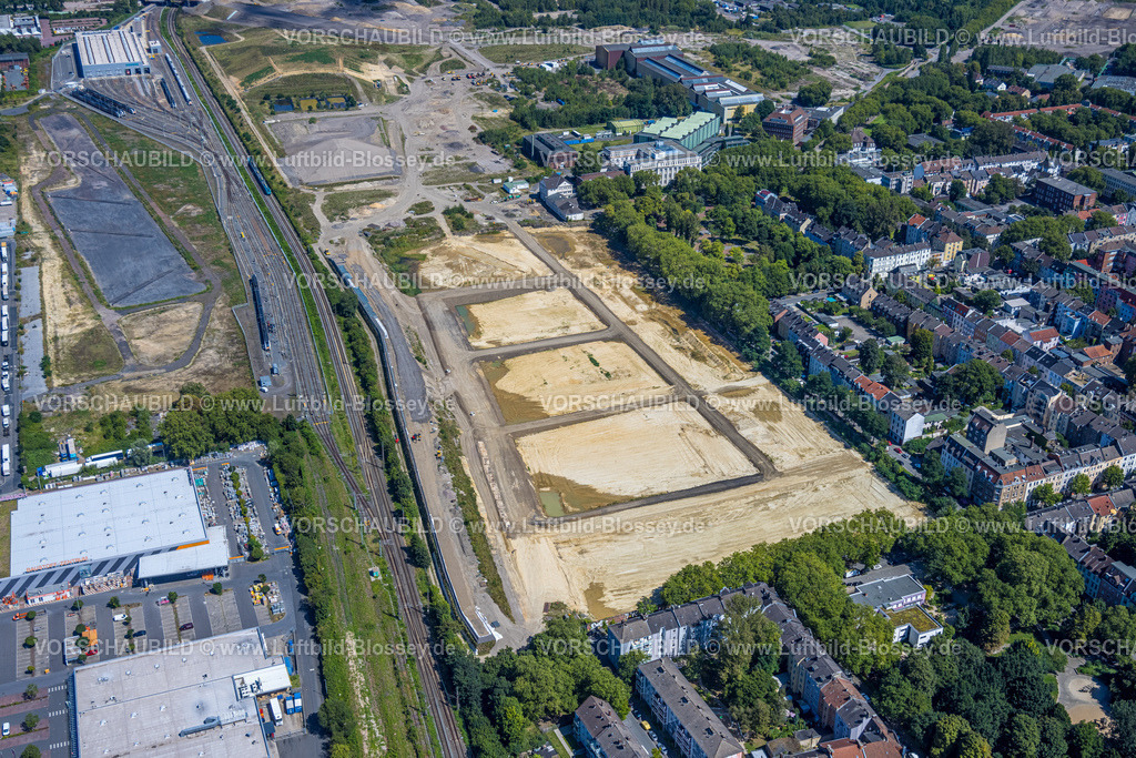 Dortmund240800950 | Luftbild, Baufläche Westfalenhütte Gewerbegebiet, Hoesch Areal, hinten das Hoesch-Museum, Borsigplatz, Dortmund, Ruhrgebiet, Nordrhein-Westfalen, Deutschland