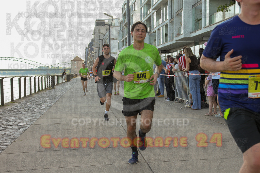250920_1447_EX1_7554 | Sportfotografie im Rhein-Sieg Kreis, Köln, Bonn, NRW, Rheinland Pfalz, Hessen, etc. Unser Tätigkeitsfeld umfasst den Laufsport vom Volkslauf über den Marathon, Duathlon, Triathon bis zum Ultralauf wie Kölnpfad Ultra oder Schindertrail.