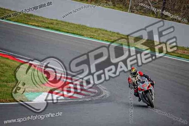 pubi9215 | Professionelle Fotos von Sportveranstaltungen, aber auch Hochzeiten und anderen Events. - Realisiert mit Pictrs.com