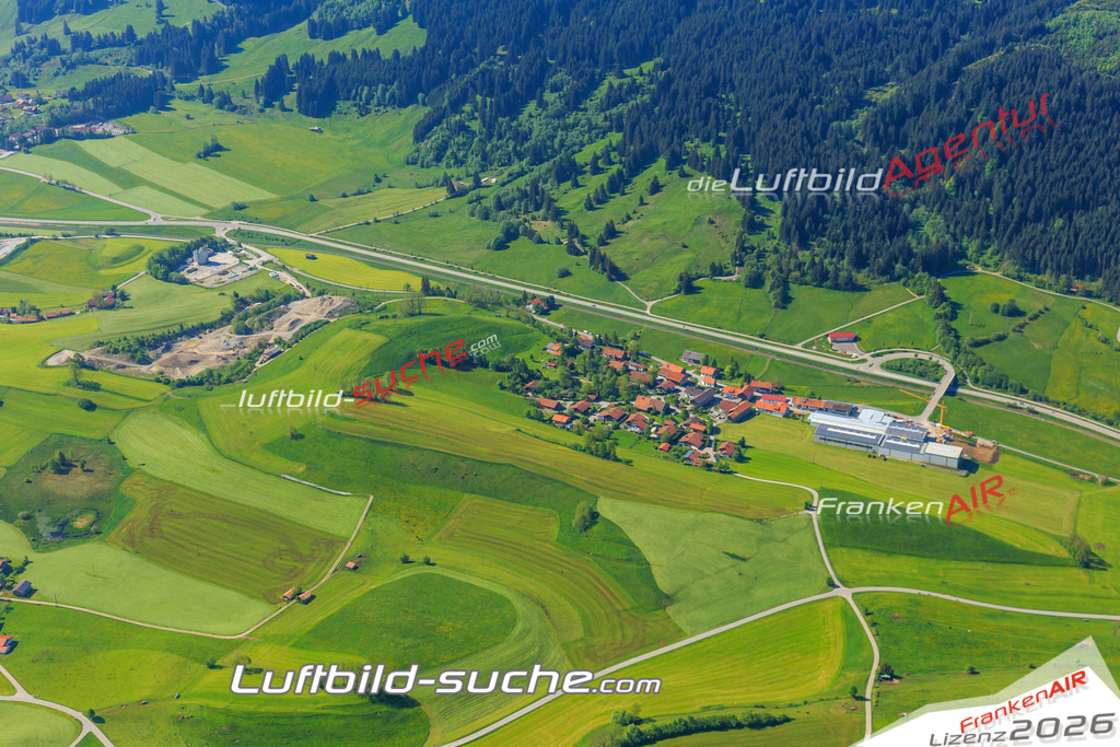 Luftbild von Wank Nesselwang - Luftaufnahme wurde 2015 von https://frankenair.de mittels Flugzeug (keine Drohne) erstellt - die Geschenkidee