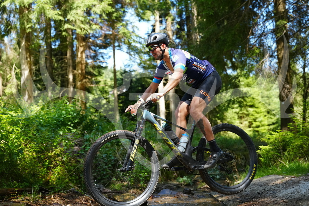 FC101716 | Fotogalerie der Treibjagd im Dunkelwald - Dein MTB Etappenrennen im Erzgebirge - Realisiert mit Pictrs.com
