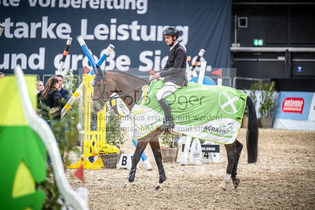 DOS_0014 | Entdecke hochwertige Reitturnierfotos von Foto Oger. Professionell, emotional und authentisch – jetzt Lieblingsmomente im Shop bestellen.Deutschlandweite Turnierfotografie. - Realisiert mit Pictrs.com