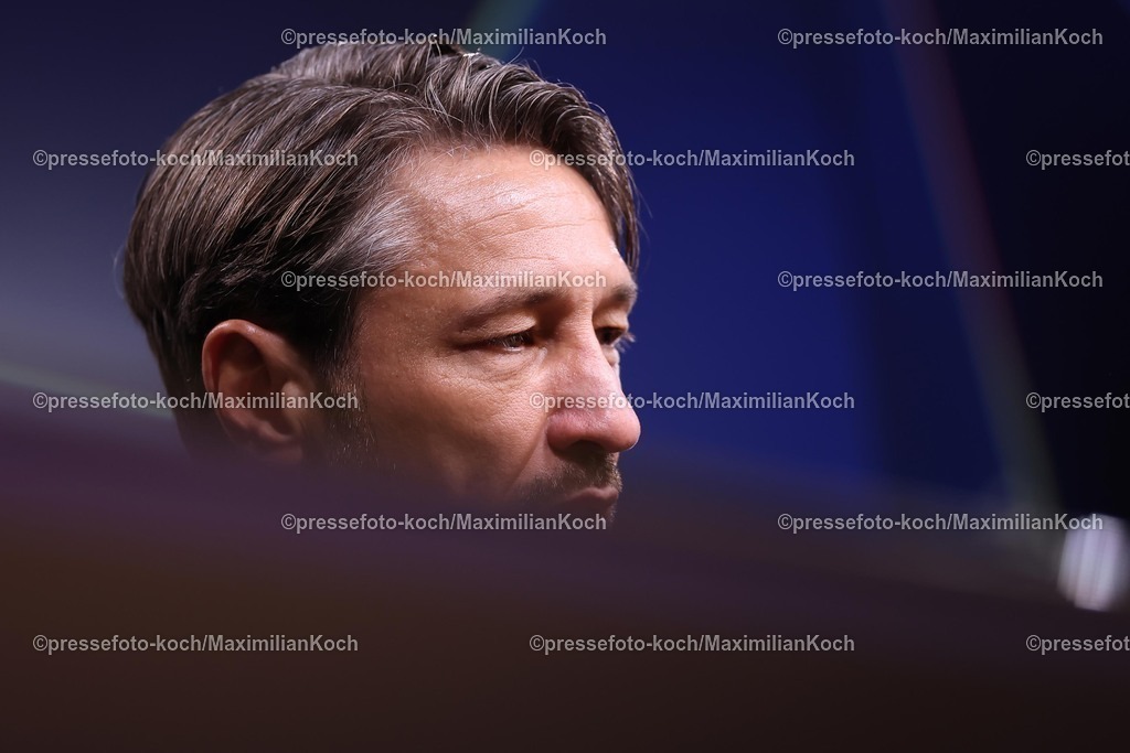 UCL01102501156 | 01.10.2025, Fußball, UEFA Champions League, Borussia Dortmund - Athletic Club Bilbao, BVB Stadion, 2. Spieltag, Saison 2025 2026: Die Trainer bei der Pressekonferenz nach dem Spiel .  Cheftrainer Niko Kovac (BVB #hc) Regulations prohibit any use of photographs as image sequences and or quasi-video.