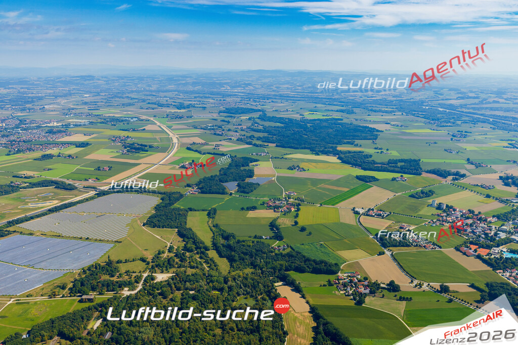 Luftaufnahme der Stadt Bad Füssing - Die Luftaufnahme wurde 2025 vom UL-Flugzeug heraus erstellt ( keine Drohne ) - Hochauflösende Luftaufnahme - für professionelle Ausdrucke geeignet. Die Geschenkidee !Mit Lizenz und Bildrechte bestellbar