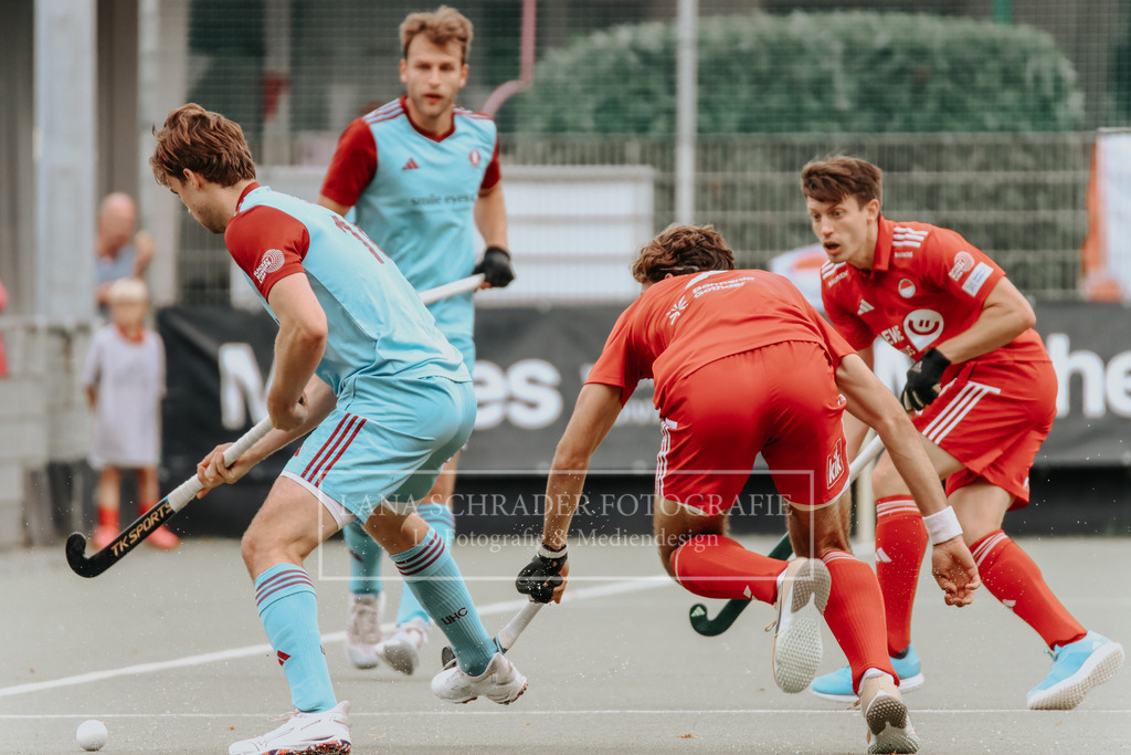 Herren_Bundesliga_02_F_RWK-UHC_21.09.25_Köln (169 von 471) | lanaschraderfotografie - Realisiert mit Pictrs.com