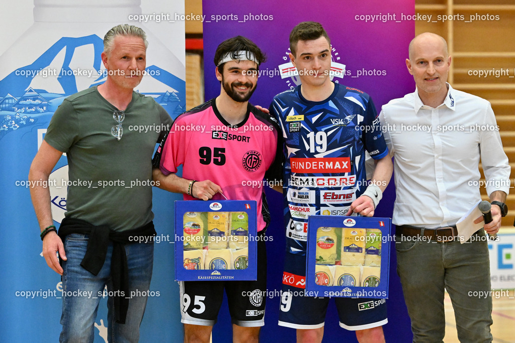 VSV Unihockey vs. Wiener Floorballferein 6.4.2024 | #95 Niklas Felsberger Wiener Floorballverein, Obmann Stellvertreter VSV Unihockey Udo Forelli, #19 Philipp Seiser VSV Unihockey, Obmann VSV Unihockey Stefan Rainer, VSV Unihockey vs. Wiener Floorballferein 6.4.2024, VSV Unihockey vs. Wiener Floorballferein  am 06.04.2024 in Villach (Ballspielhalle St. Martin), Austria, (Photo by Bernd Stefan)