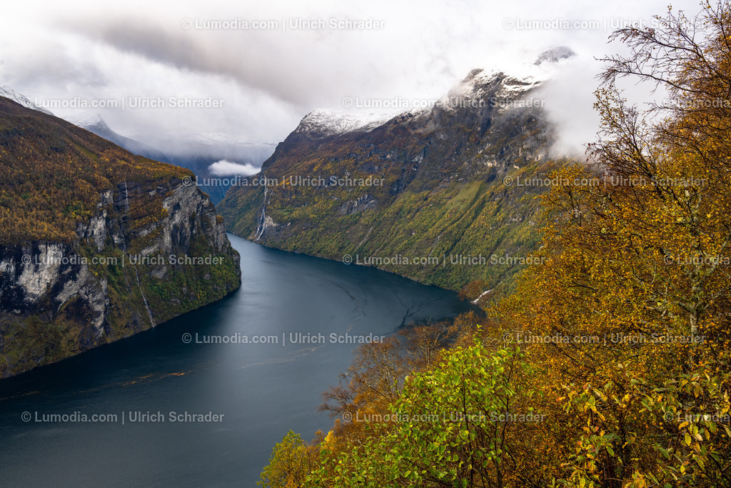 10047-10034 - Am Geirangerfjord - Norwegen | Stockfoto und Bilderpool mit Bildmaterial aus Deutschland, dem Harz, Halberstadt, Quedlinburg, Wernigerode und weltweit. Qualitativ hochwertige und professionelle Fotos anschauen und kaufen. - Realisiert mit Pictrs.com