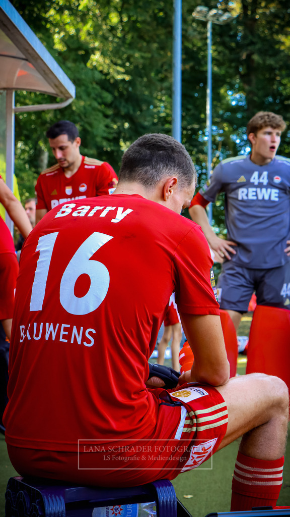 HERREN BUNDESLIGA Rot-Weiss Köln - Crefelder HTC 07.09.24 Köln-275 | lanaschraderfotografie - Realisiert mit Pictrs.com