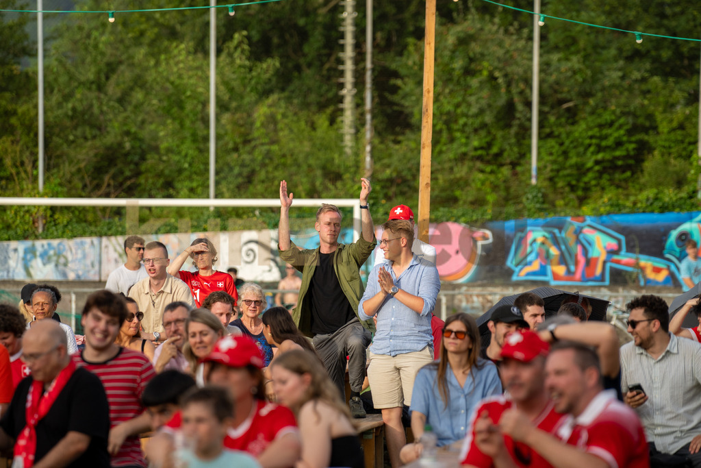 180_Public Viewing Reinach - Achtelfinale Schweiz -Italien EM 2024_kunzmedia.ch | OnlineShop für Bilder kunzmedia.ch