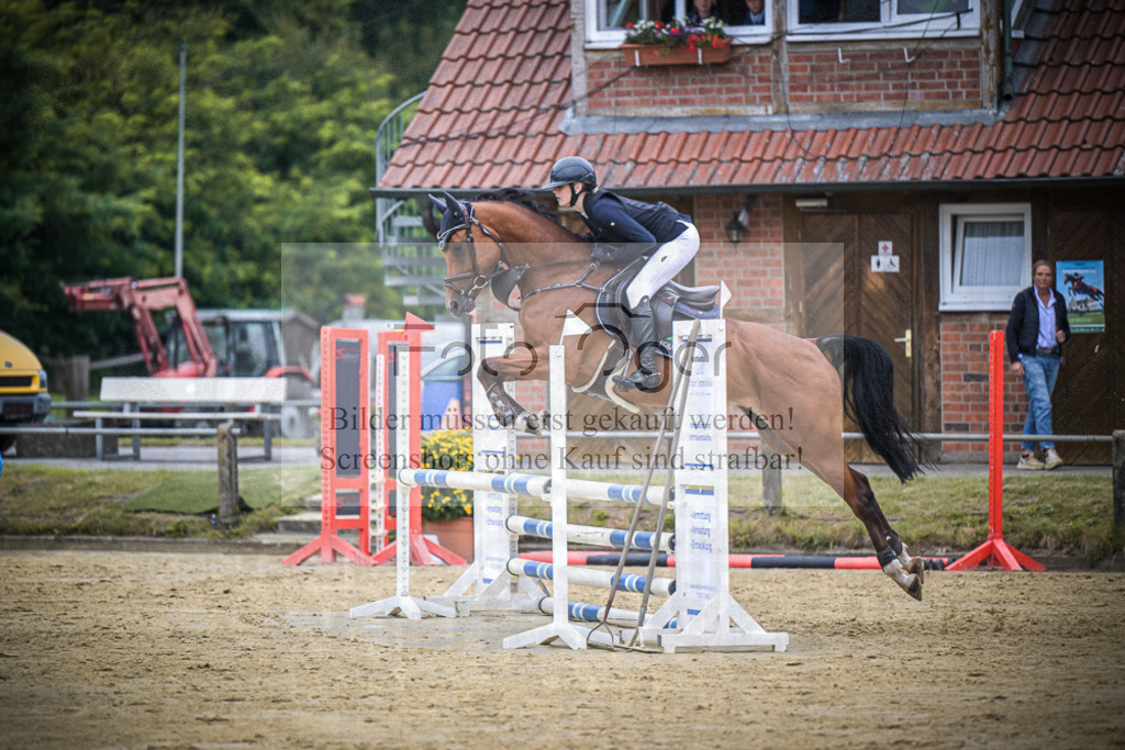 DOS_2419 | Entdecke hochwertige Reitturnierfotos von Foto Oger. Professionell, emotional und authentisch – jetzt Lieblingsmomente im Shop bestellen.Deutschlandweite Turnierfotografie. - Realisiert mit Pictrs.com