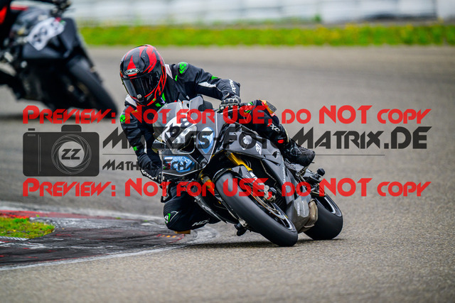 MaZZes_FotoMatrix_240804_6007705_4082 | Fotograf Mathias Schmid
Sportfotograf,
Eventfotograf,
Hochzeitsfotograf,
Portraitfotograf