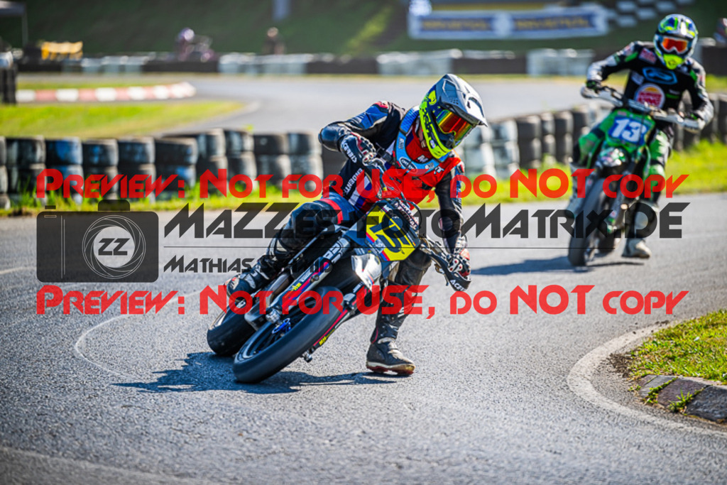 MaZZes_FotoMatrix_230916_6689 | UE40