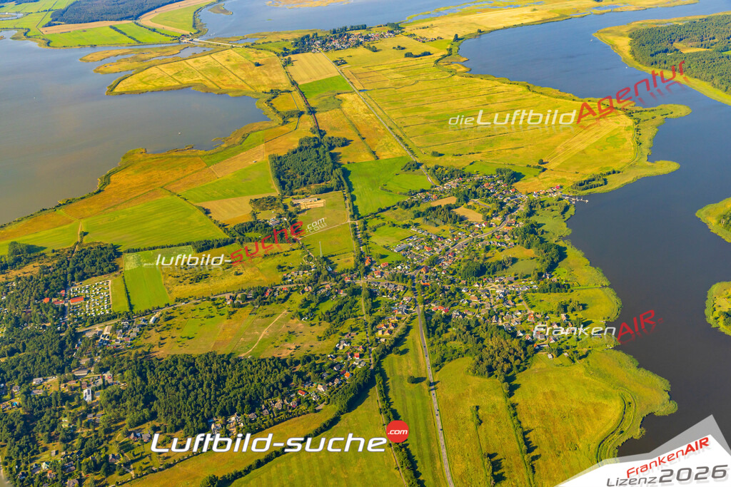 Luftbild Pruchten - Die Luftaufnahme wurde 2025 vom UL-Flugzeug heraus erstellt ( keine Drohne ) - Hochauflösende Luftaufnahme - für professionelle Ausdrucke geeignet. Die Geschenkidee !Hier alle&nbsp;Infos zur Lizenzierung der LuftaufnahmeWir fliegen auch dieses Jahr wieder in Ihre Region um Luftbilder zu erstellen.- Luftbild anfragen