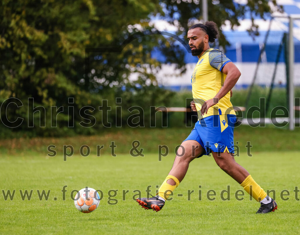 2023-09-03_027_TSV_Grafing_II_gegen_SV_Dornach_II | Grafing, Deutschland, 03.09.2023:
Fußball, A-Klasse 2023 / 2024, 3. Spieltag, TSV Grafing II gegen SV Dornach II, Endergebnis: 0:0

Salem Chakir (SV Dornach, #24)

Foto: Christian Riedel / fotografie-riedel.net