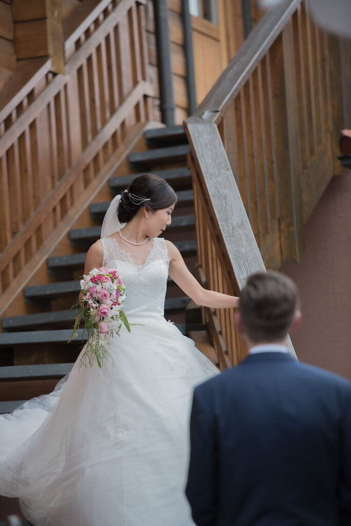 Hochzeit_Trauung_109 | Mein Name ist Arkadius. Ich fotografiere Ihre Hochzeit in Frankfurt und im Umkreis von 200 km. Als Fotograf bin ich noch bekannt im Bereich Business- und Modefotografie.