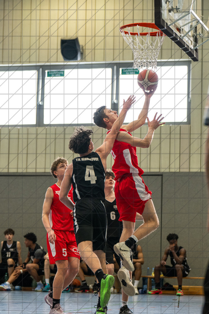 NBV Verbandsmeisterschaft U18m | Finale | TK Hannover vs. CVJM Hannover | 15.03.26: NBV Verbandsmeisterschaft U18m | Finale | TK Hannover vs. CVJM Hannover / Osnabrück / Deutschland  //   CREDIT:www.bullenfotos.de, Martin König, Hörner Weg 40, D-49078 Osnabrück, +4917663732967 // Nutzung und Weitergabe nur zu den vereinbarten Zwecken. Presseanfragen an Ersteller. Alle Rechte beim Ersteller. Honorierung nach MFM. - Realisiert mit Pictrs.com