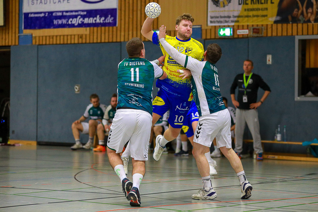 SVN_TvBiefang_161124_066 | Bildergalerie von Sport-Ereignissen aber auch von weiteren spannenden Dingen - nicht nur vom Niederrhein. In Anlehnung an den bekannten Spruch von Hanns Dieter Hüsch heißt das Motto: "Niederrhein ist überall".  - Realisiert mit Pictrs.com