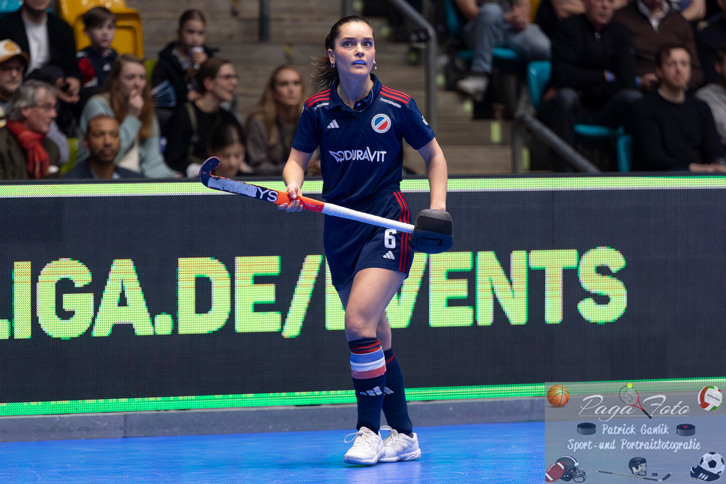 Volvo E.R.B. Final 4 Finale Frauen: Berliner HC - Mannheimer HC, 26.01.2025 | Fiona Felber (Mannheimer HC #6), Freisteller, Portrait, Porträt, Berliner HC - Mannheimer HC, Frankfurt, Süwag Arena, 26.1.2025 - Realisiert mit Pictrs.com