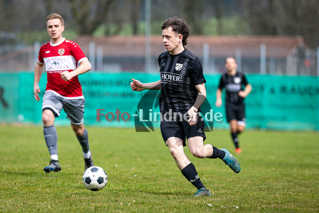 SV Polling gegen FC Wildsteig/Rottenbuch | Fußball Kreisliga Herren Oberbayern Zugspitze Gruppe 1 2024/25, SV Polling gegen FC Wildsteig/Rottenbuch, 20250330,Benedikt VEICHT (SV Polling 19) in Aktion,2025-03-30 in Polling (Sportplatz Polling), Benedikt VEICHT (SV Polling 19)Copyright: WolfgangxLindner www.foto-lindner.de