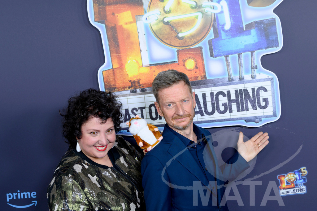 _DWA2385 | Meltem Kaptan und Michael Kessler bei der Premiere der 5. Staffel der Amazon Prime Video Comedy-Gameshow 'LOL: Last One Laughing' in der Astor Film Lounge. München, 21.03.2024 - Realisiert mit Pictrs.com