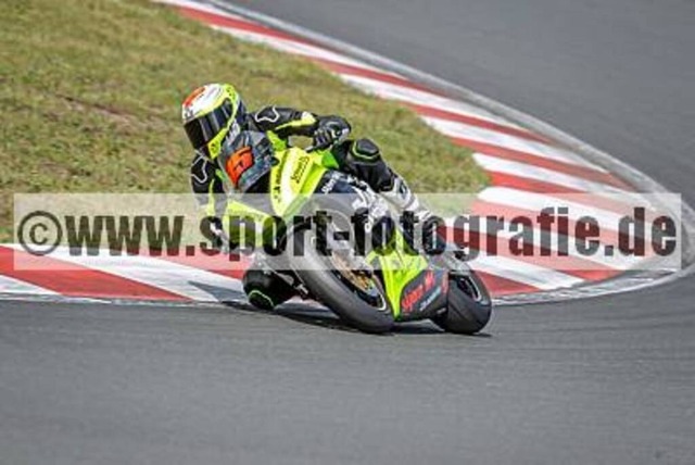 spof5041 | Professionelle Fotos von Sportveranstaltungen, aber auch Hochzeiten und anderen Events. - Realisiert mit Pictrs.com