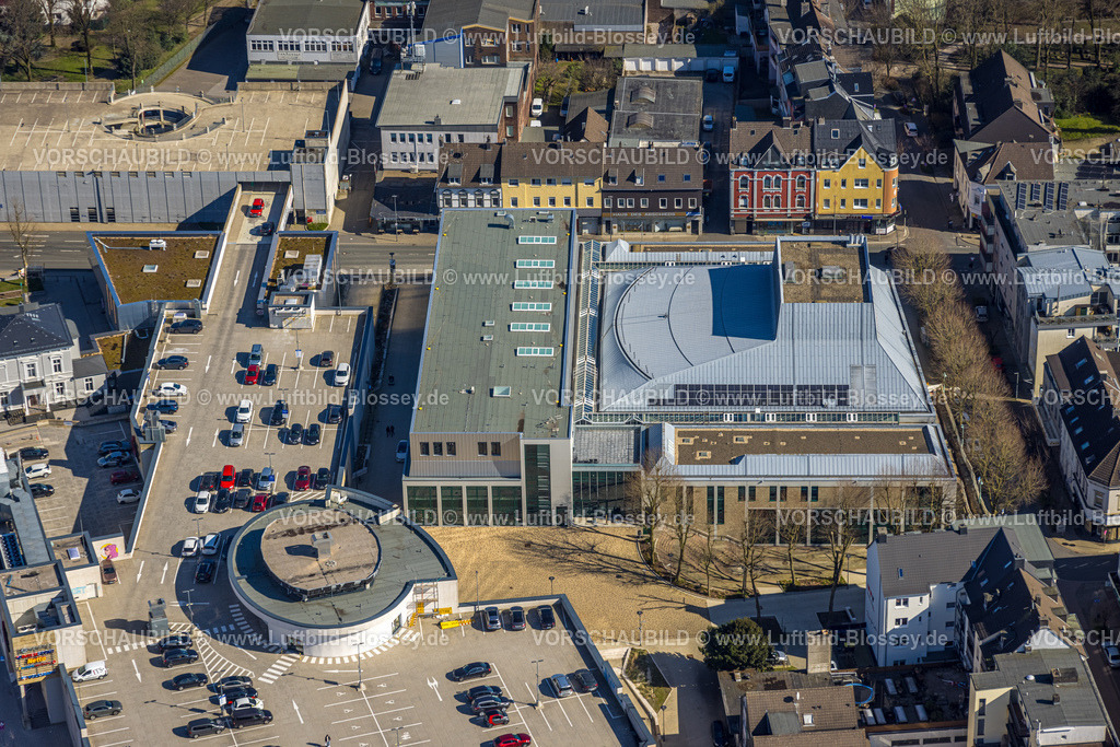 Velbert240301612 | Luftbild, StadtGalerie Velbert Einkaufszentrum mit Parkdeck, Forum Velbert Veranstaltungsstätte, Velbert, Ruhrgebiet, Nordrhein-Westfalen, Deutschland