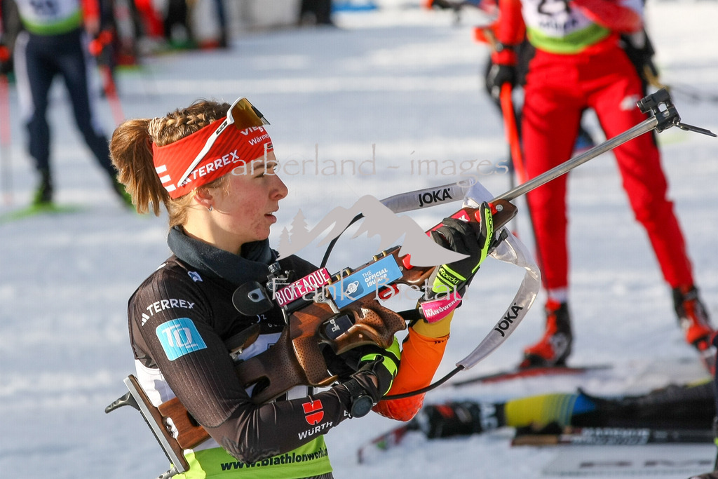 993T1812 | Johanna Puff