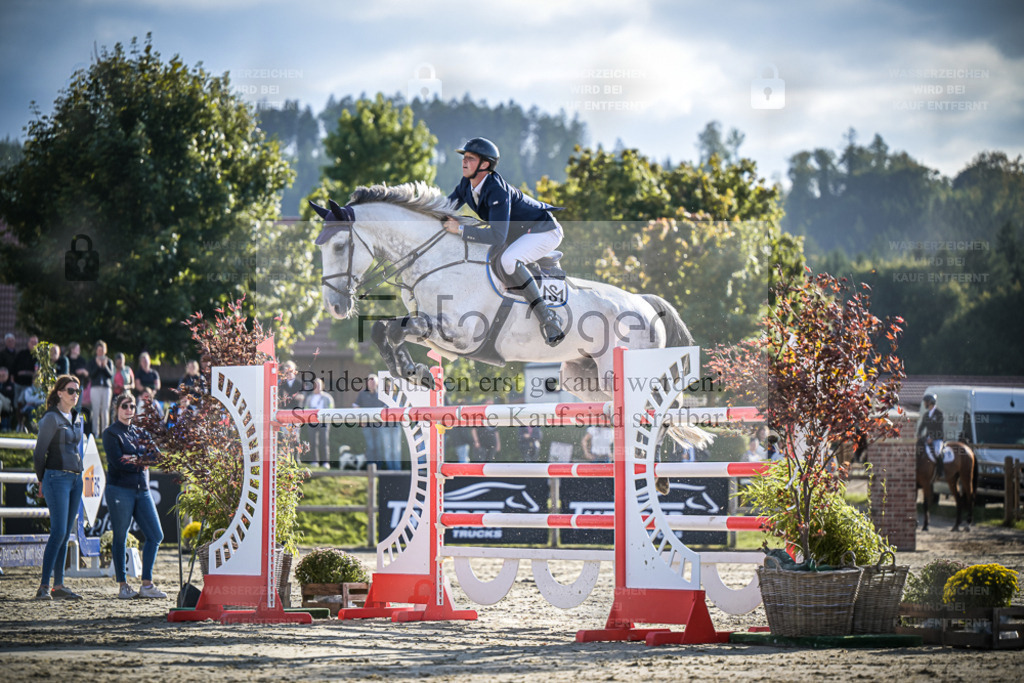 DOS_0937 | Entdecke hochwertige Reitturnierfotos von Foto Oger. Professionell, emotional und authentisch – jetzt Lieblingsmomente im Shop bestellen. - Realisiert mit Pictrs.com