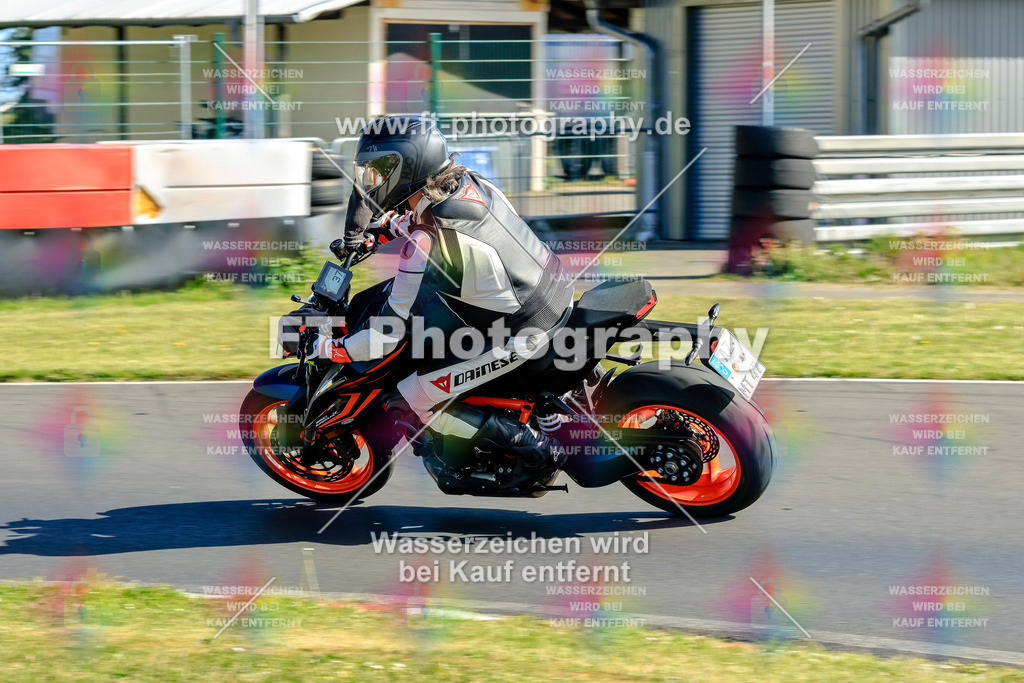 _OTO1589 | Hier findet Ihr Bilder von Touristenfahrten auf der Nürburgring Nordschleife oder von anderen Veranstaltungen die ich besucht habe. Viel Spass beim Durch Schauen 