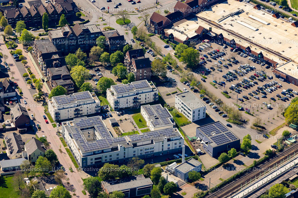 Luftbilder Voerde-0684 | Luftbildfotografie Voerde Seniorenzentrums Seniorenpark "carpe diem" - Realisiert mit Pictrs.com