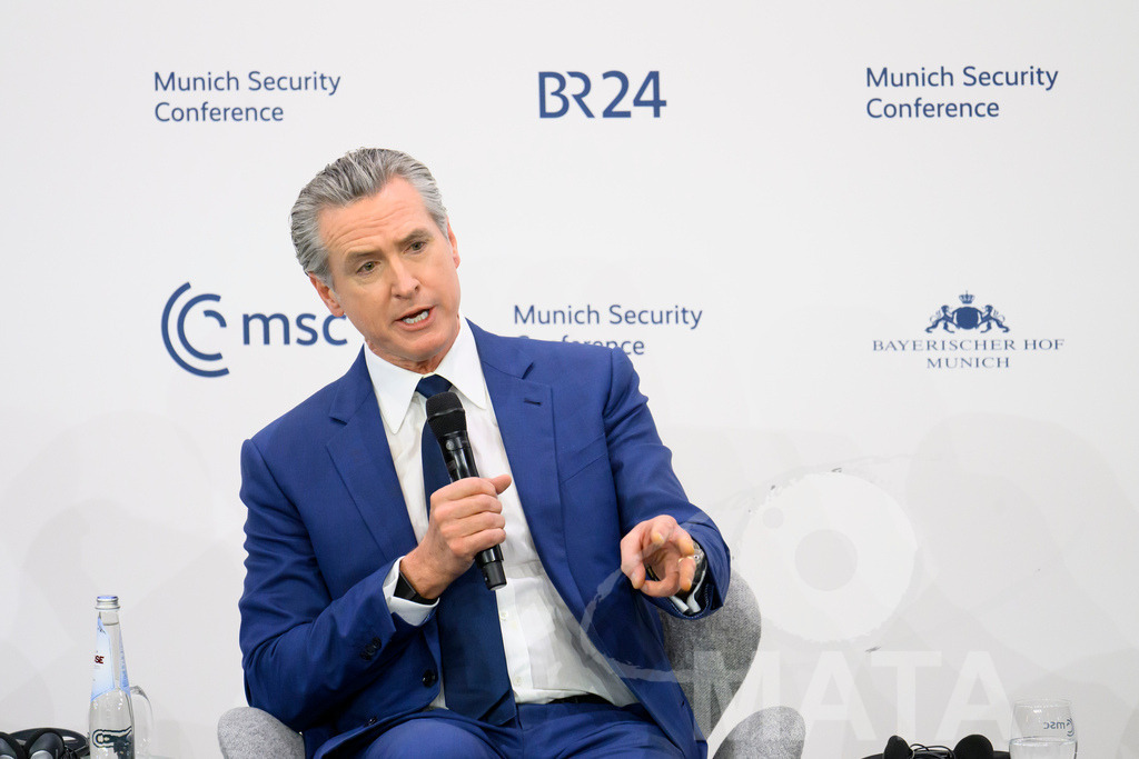 _DWA6197 | MATA IndoCon - Realisiert mit Pictrs.com