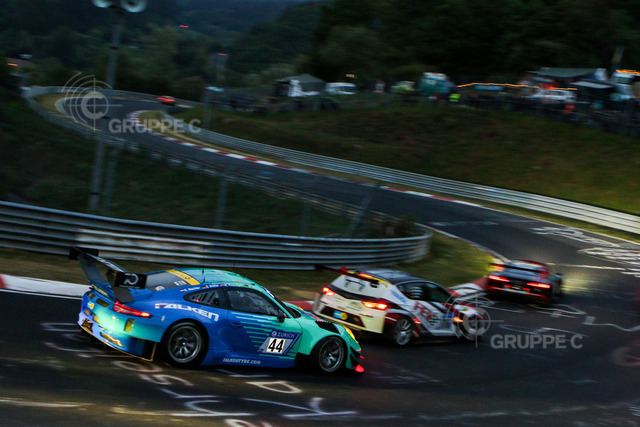 24hNbr18_0046315PF_STS | 24h Nürburgring 2018 - Foto: Gruppe C Photography; #044 Porsche 911 GT3 R, Falken Motorsports: Klaus Bachler, Sven Müller, Martin Ragginger, Dirk Werner - Realisiert mit Pictrs.com