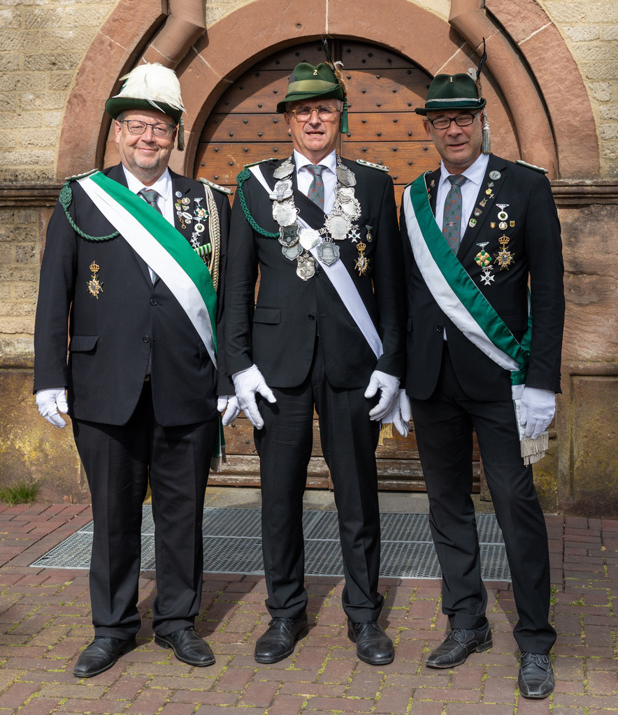 top-top.de-250705-154 | Foto, Video, Fotografie, Videografie, Fotobox, DJ, Discjockey, Musik, Musikbox, Veranstaltung, Photobooth, Amazon, Ebay, Buchtipp, Bestseller, Autor, Verlag, Buch, Wesel, Hamminkeln, NRW, Dinslaken, Rees, Drohne, Hochzeit, Party, Fotobox, Wesel, Fotograf